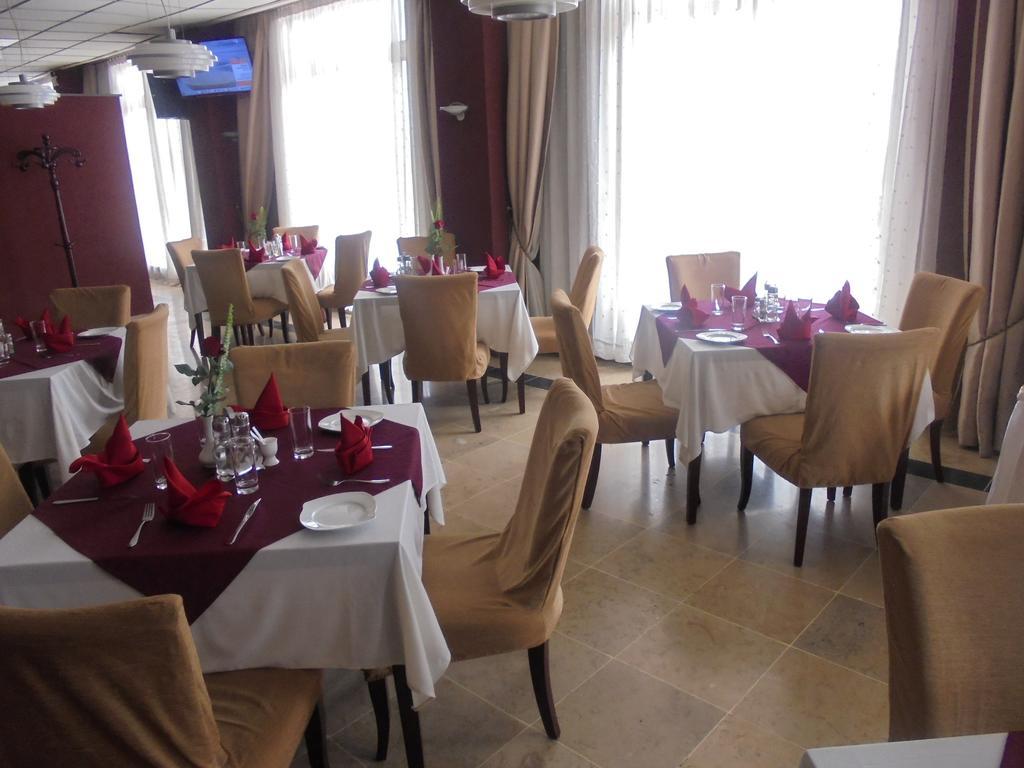 Soramba Hotel Business Plc 亚的斯亚贝巴 外观 照片